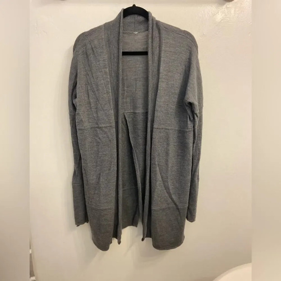Lululemon Sit in Lotus Wrap Sweater Gray Size Small - Picture 1 of 6